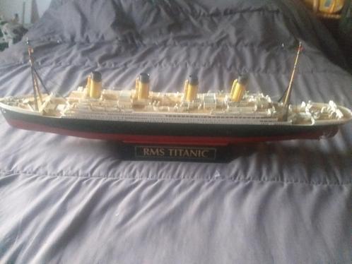 Titanic avec éclairage LED, Antiek en Kunst, Curiosa en Brocante, Ophalen of Verzenden