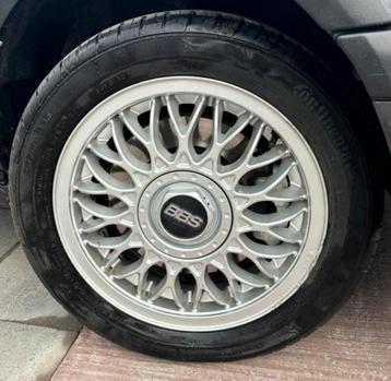 vr6 originele 5/100 velg beschikbaar voor biedingen