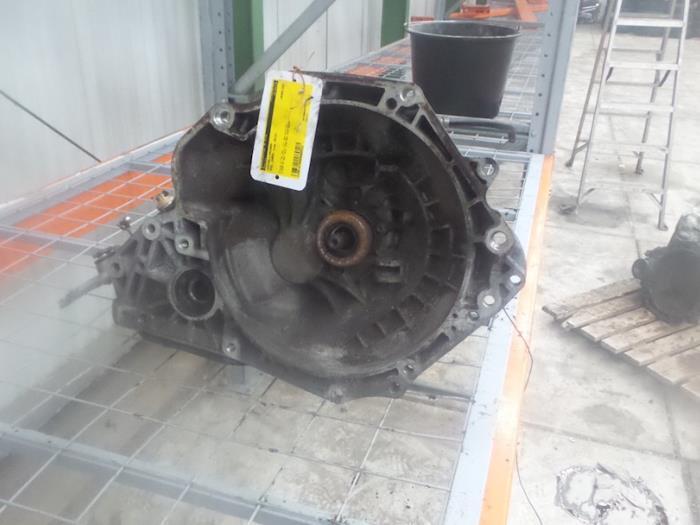 Versnellingsbak van een Opel Corsa, Auto-onderdelen, Transmissie en Toebehoren, Opel, Gebruikt, 3 maanden garantie, Ophalen of Verzenden