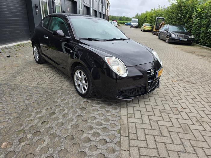 Buitenspiegel rechts van een Alfa Romeo Mito, Auto-onderdelen, Spiegels, Alfa Romeo, Gebruikt, 3 maanden garantie