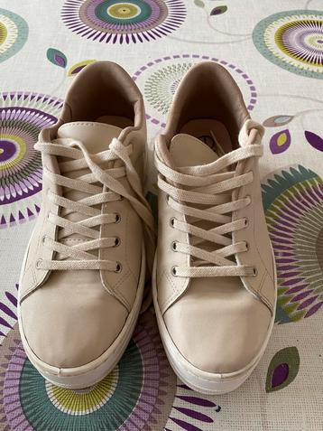 Beige lage sneakers van Even&Odd — Maat 37 beschikbaar voor biedingen
