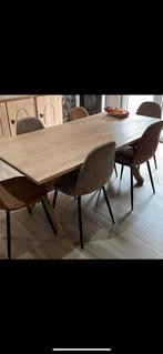 Table en chêne massif, Maison & Meubles, Tables | Tables à manger, Chêne