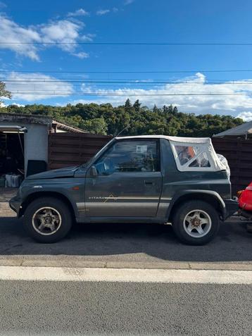 Suzuki vitara jlx 1991 4 places cabriolet, Autos, Rouge, Achat, Cabriolet, Boîte manuelle