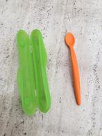 Babylepel - peuterlepel met opbergdoosje van Tupperware, Ophalen of Verzenden, Zo goed als nieuw