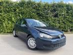 VW GOLF 1.6TDI ❗ LICHT VOORONGEVAL ❗ GPS 🌍 AIRCO, Voorwielaandrijving, Euro 5, Stof, Zwart