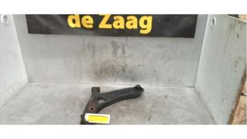 Draagarm links-voor van een Citroen C1 beschikbaar voor biedingen