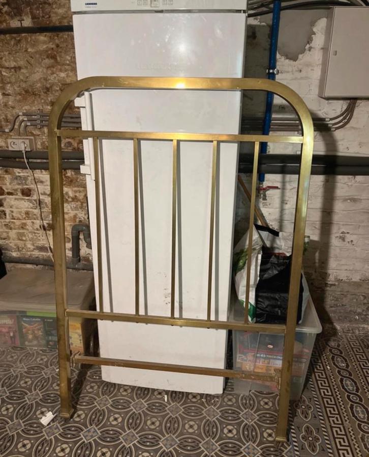 Antiek bed van massief messing (1 pers), Huis en Inrichting, Slaapkamer | Bedden, Gebruikt, Eenpersoons, 90 cm, 190 cm of minder