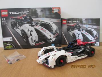 LEGO Technic Formula E Porsche 99X Electric - 42137 beschikbaar voor biedingen
