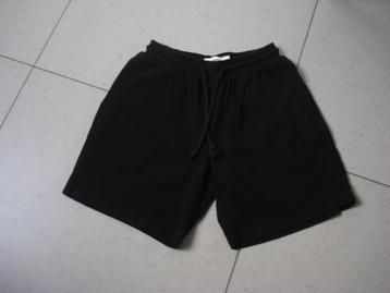 Pull & Bear short, heren/jongens. mt S beschikbaar voor biedingen