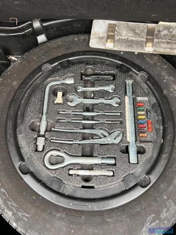 MERCEDES S KLASSE W220 TOOLBOX thuiskomer krik reservewiel, Auto-onderdelen, Banden en Velgen, Gebruikt, Band(en)