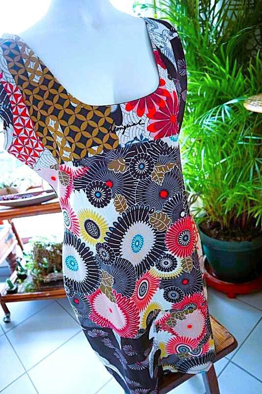 bijzonder uniek desigual jurk, Kleding | Dames, Jurken, Zo goed als nieuw, Maat 46/48 (XL) of groter, Overige kleuren, Onder de knie