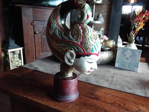 Tête de poupée Wayang sur pied, Antiquités & Art, Art | Sculptures & Bois, Enlèvement ou Envoi