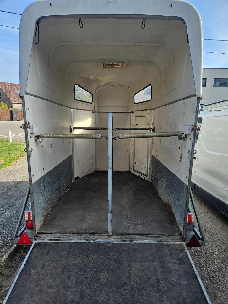 Paardentrailer 2 paarden Hotra Jumper, Dieren en Toebehoren, Paarden en Pony's | Trailers en Aanhangwagens, Gebruikt, 2-paards trailer