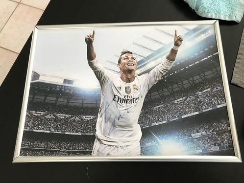 Ingelijste foto kader met handtekening C.Ronaldo met COA, Verzamelen, Sportartikelen en Voetbal, Nieuw, Poster, Plaatje of Sticker