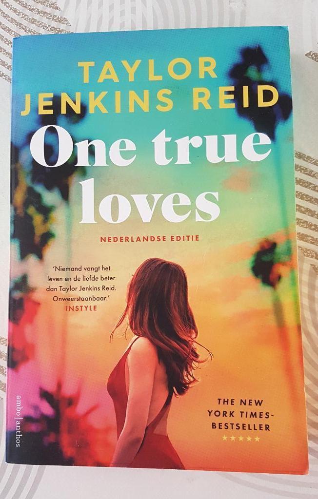One true loves - Taylor Jenkins Reid - Nederlandse versie, Boeken, Romans, Zo goed als nieuw, Ophalen of Verzenden