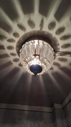 Kristallen kroonluchter, Ophalen