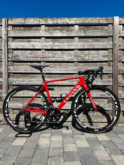 Canyon Ultimate CF SL 7.0 (incl. wielen FFWD F4R DT240), Fietsen en Brommers, Fietsen | Racefietsen, Zo goed als nieuw, 28 inch