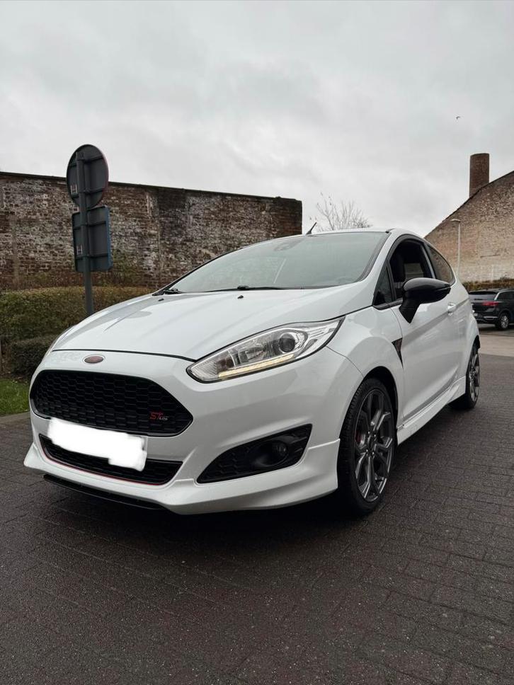 Ford Fiesta — Benzine — ST-LINE — 2016 — DEALERONDERHOUDEN!, Auto's, Ford, Particulier, Fiësta, Benzine, Euro 6, Handgeschakeld