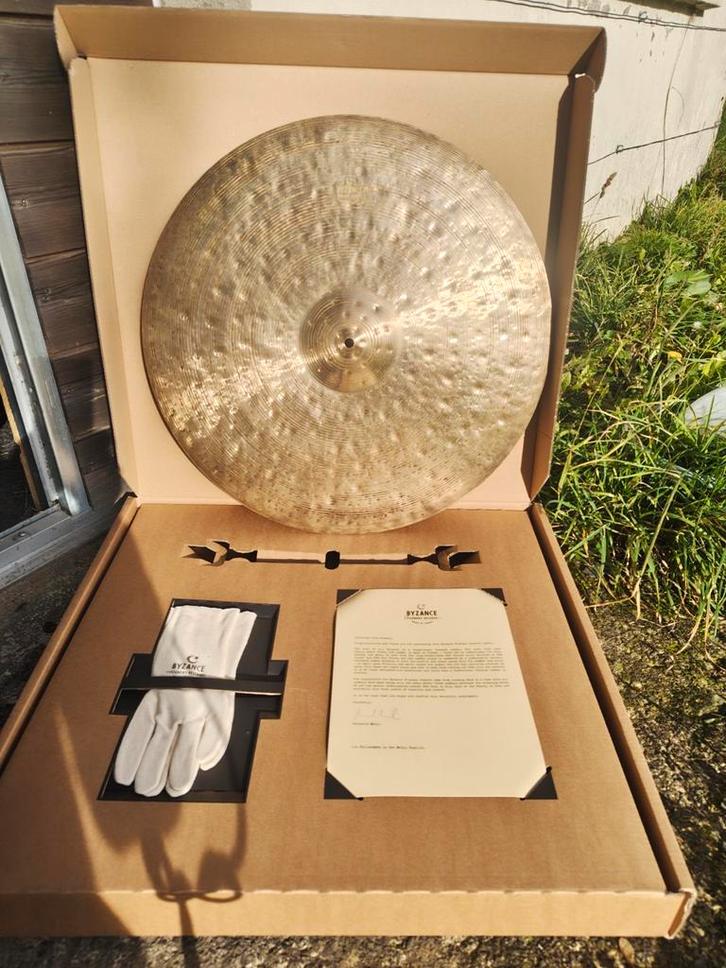 Meinl byzance foundry reserve light ride 22, Musique & Instruments, Batteries & Percussions