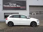 Mercedes-Benz B-CLASS 200 Business WIDESCREEN,SFEERVERLICHTI, Auto's, Automaat, Gebruikt, 4 cilinders, Wit