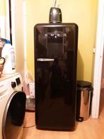 Zwart Smeg koelkast, Elektronische apparatuur