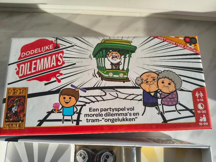 Partyspel Dodelijke Dilemma's, Hobby & Loisirs créatifs, Jeux de société | Jeux de plateau, Comme neuf, Enlèvement