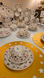 SERVIES August Warnecke China Purpur Hungary, Service complet, Comme neuf, Enlèvement, Autres styles