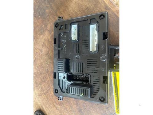 Computer Body Control van een Renault Modus, Auto-onderdelen, Carrosserie, Renault, Gebruikt, 3 maanden garantie
