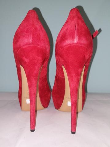 500C* Casadei - sexy rode leren schoenen met hoge hakken (40 beschikbaar voor biedingen