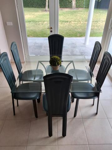 Tafel+ 6stoelen beschikbaar voor biedingen