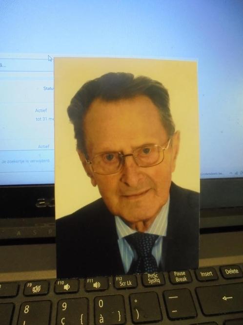 dp Roger Van De Voorde, Verzamelen, Bidprentjes en Rouwkaarten, Bidprentje, Ophalen of Verzenden