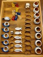 Diverse servetringen, mesleggers en tafelkleed verzwaarders, Ophalen of Verzenden, Zo goed als nieuw