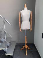 Luxe Couture Paspop – Faubourg St Honoré, Paris, Hobby en Vrije tijd, Naaien en Fournituren, Ophalen of Verzenden, Zo goed als nieuw