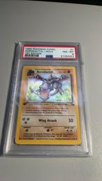 Pokemon fossil Aerodactyl 1st edition holo PSA 8, Hobby en Vrije tijd, Verzamelkaartspellen | Pokémon, Ophalen of Verzenden, Zo goed als nieuw