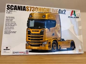 Italeri 1/24 Scania S730 HighLine 4x2 beschikbaar voor biedingen