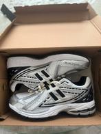 New Balance 1906 r, Sport en Fitness, Volleybal, Ophalen of Verzenden, Zo goed als nieuw