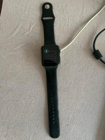 apple watch te koop - scherm werkt, watch defect beschikbaar voor biedingen