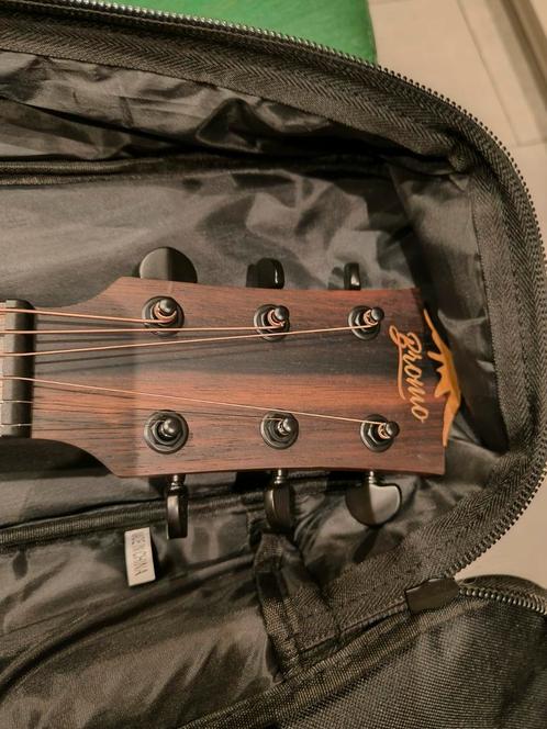 Guitare acoustique, Muziek en Instrumenten, Snaarinstrumenten | Gitaren | Bas, Zo goed als nieuw, Akoestisch, Ophalen of Verzenden