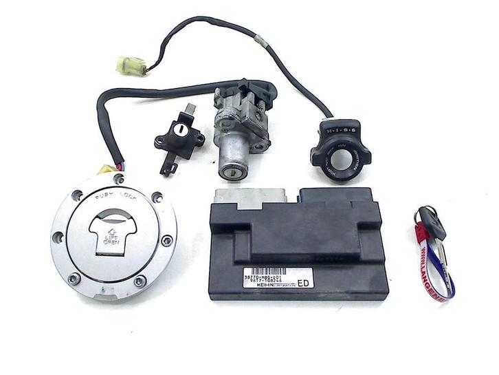 ENSEMBLE DE VERROU ET CYLINDRE DE PORTES (38770-MBG-D01), Motos, Pièces | Honda, Utilisé