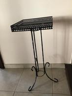 Vintage bijzettafeltje, Enlèvement