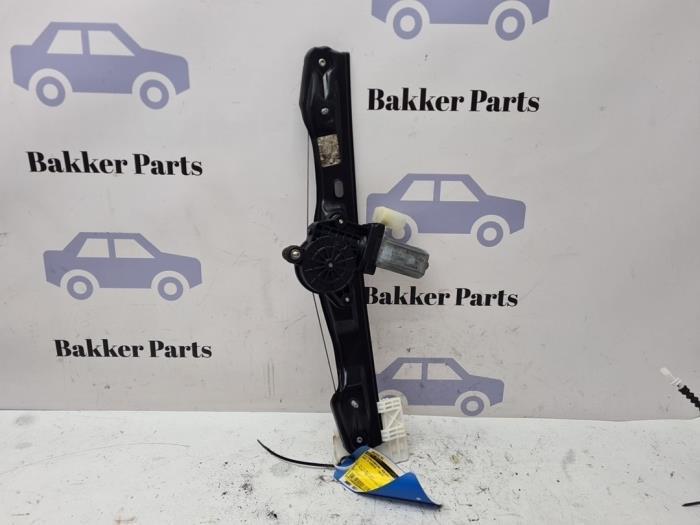 Ruitmechaniek 4Deurs links-achter van een BMW 3-Serie, Auto-onderdelen, Ruiten en Toebehoren, BMW, Gebruikt, 3 maanden garantie