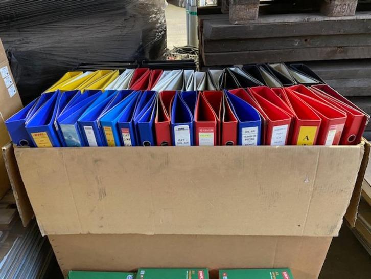 1000 ORDNERS RINGMAPPEN UIT TE KIEZEN, Zakelijke goederen, Kantoor en Winkelinrichting | Kantoormeubilair en Inrichting, Complete inventaris