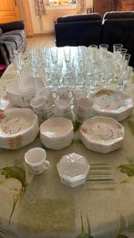 Service de table et de verres, Ophalen