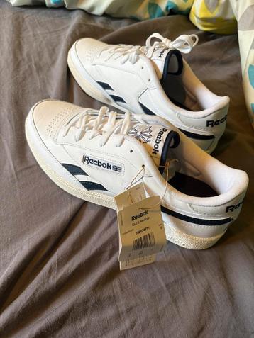 Reebok club c revenge beschikbaar voor biedingen