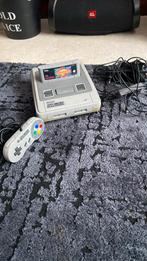 Super nintendo [SNES] + controller, Games en Spelcomputers, Spelcomputers | Nintendo Super NES, Ophalen, Gebruikt