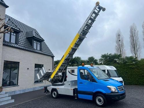 Mercedes-Benz Sprinter BÖCKER HL26/1-6LH (bj 2017), Auto's, Bestelwagens en Lichte vracht, Bedrijf, Mercedes-Benz, Overige brandstoffen