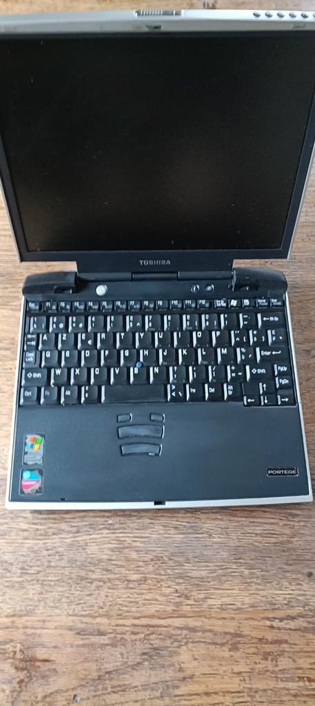 Toshiba M 100 Protege XP laptop en andere Vintage laptop's, Computers en Software, Vintage Computers, Ophalen