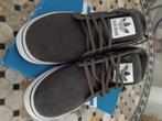 Chaussures neuf 44, Ophalen, Nieuw, Schoenen