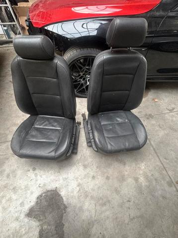 Bmw e36 sedan lederen voorstoelen  beschikbaar voor biedingen