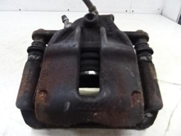 ETRIER DE FREIN AVANT DROIT Renault Clio IV (5R), Utilisé, Renault